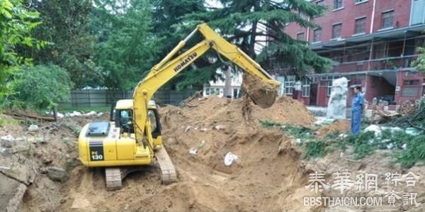 郑州路面塌方失踪女子遗体在学校地下防空洞内被找到