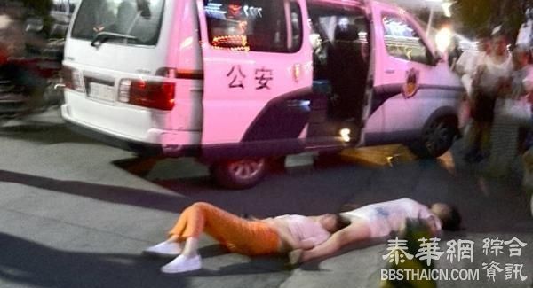 陕西两女子高温下街头吵架8小时，体力透支双双昏厥