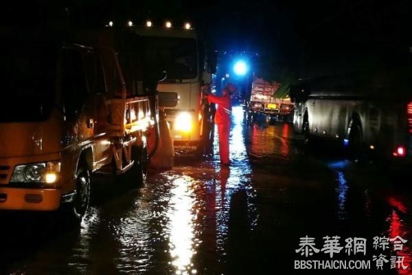 浙江深夜紧急抗台风：瓯江水位告急，当地通知地库车辆转移