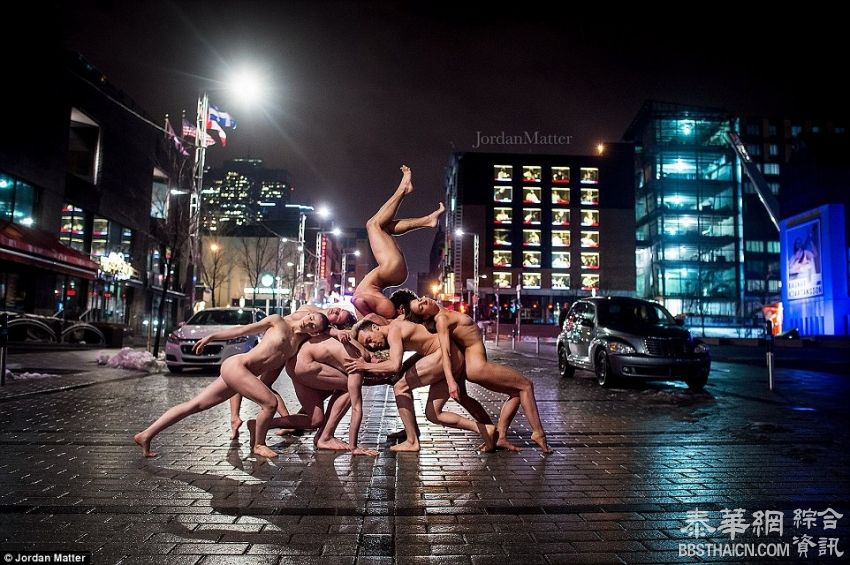 美呆了！摄影师拍摄：舞者街头裸体起舞(高清组图)