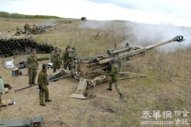 m777超轻型榴弹炮是美英联合研制的大口径超轻型榴弹炮
