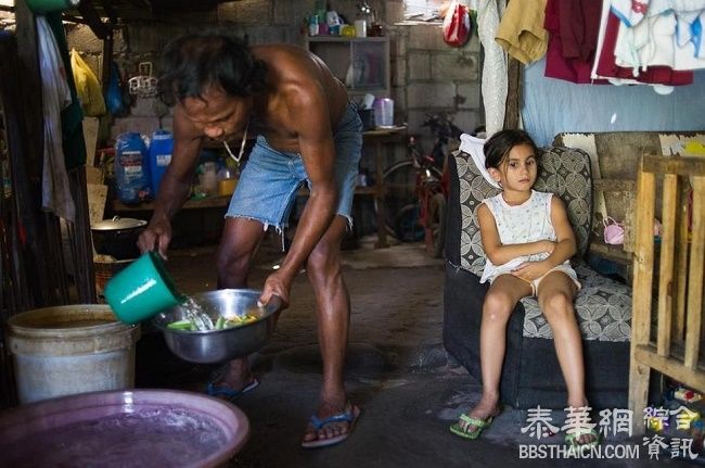 泰国很多孩子没有父亲，幸运的可以享受父亲的财富