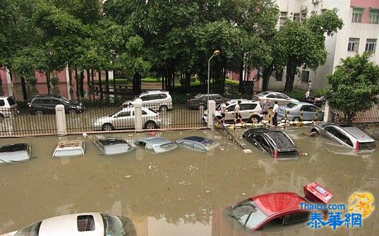 广州遭受特大暴雨侵袭