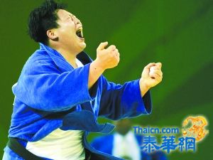 中国首个被禁赛奥运冠军 佟文吃药中国体育再度蒙羞