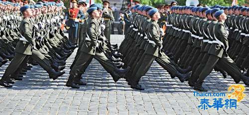 紅場閱兵俄軍揚威