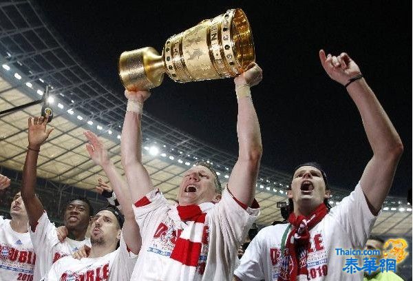 拜仁慕尼黑夺得德国杯冠军