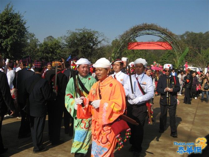 2011中国德宏陇川目瑙纵歌节（农历正月初四至初六）