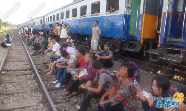 รถไฟยังขลุกขลัก ขึ้น-ล่องใต้ สุดแค่สถานีทุ่งสง