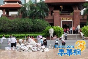 山城大雨 清迈市区水灾来袭