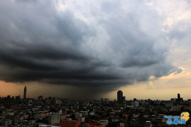 泰国的天空多彩、壮观、唯美、魅力无穷