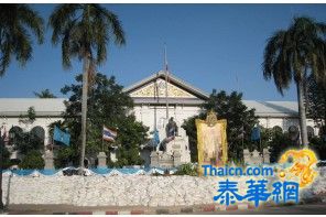 内政部砌1.6米防洪墙 令人费解