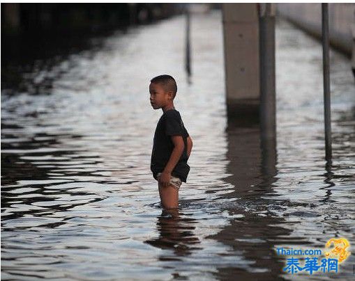 曼谷民众的水中生活