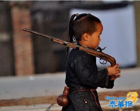 中国最后的枪手部落——岜沙苗寨
