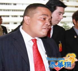 乍都蓬扬言要控告民主党人诬陷