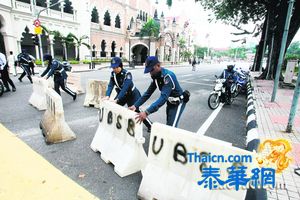 马428大集会举行前夕 隆警封锁独立广场