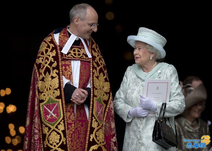 英国女王伦敦圣保罗大教堂参加钻禧庆典感恩仪式