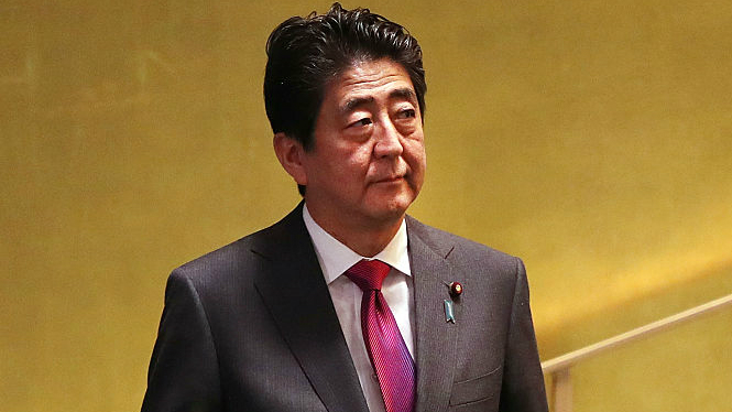 安倍晋三被卷入折价土地交易丑闻