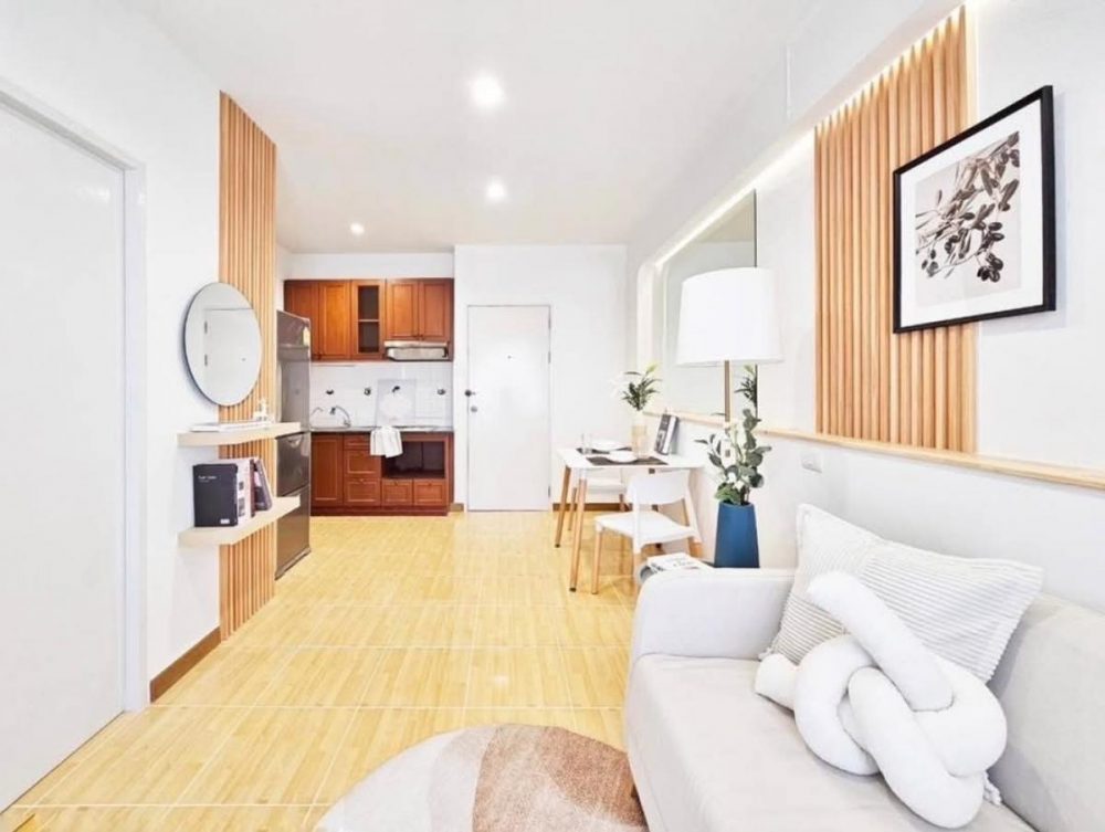 La salle Park Condominium位置很好,靠近BTS Bearing,出行方便-3