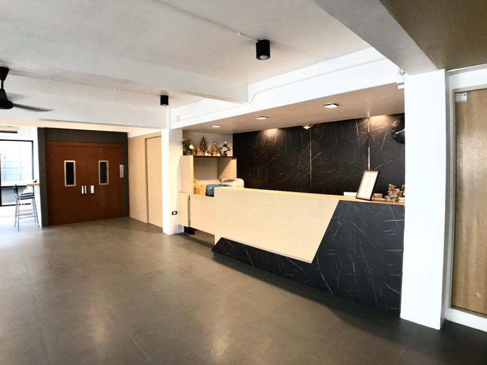 Baan Tonnoon Residence 位于 Charoen Nakhon 地区,靠近 ICON SIAM Sathorn 和 Taksin 桥 !-2