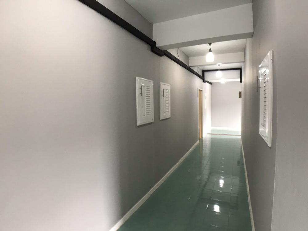 Baan Tonnoon Residence 位于 Charoen Nakhon 地区,靠近 ICON SIAM Sathorn 和 Taksin 桥 !-9