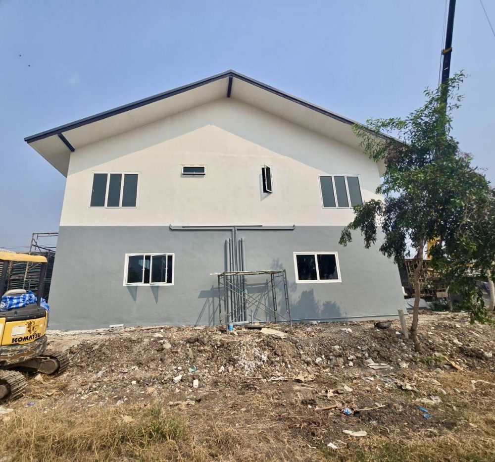 Lat Lum Kaeo 地区现代风格现成仓库,位置优越,交通便利 !-4