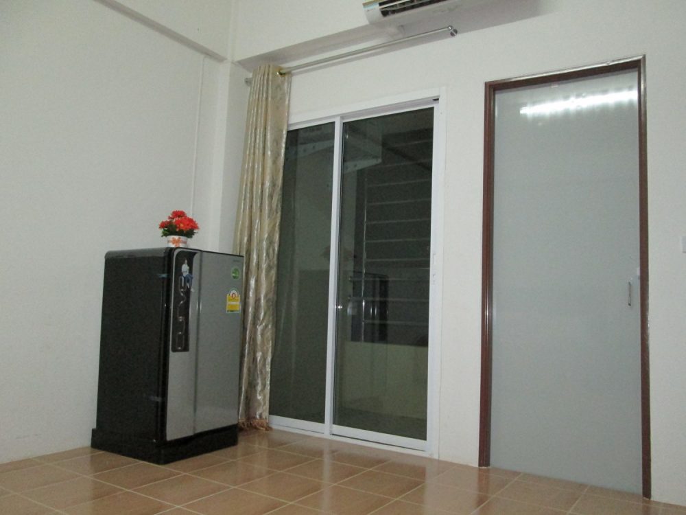 Apichat Place 干净,安全,氛围好,值得居住! !-6