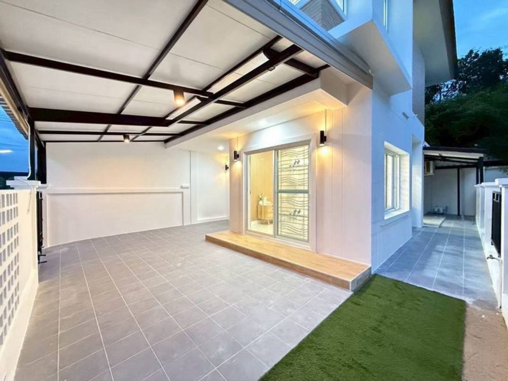 The Central Village 2 三卧室联排别墅，拐角单元，位于是拉差中心地段的黄金地段-15