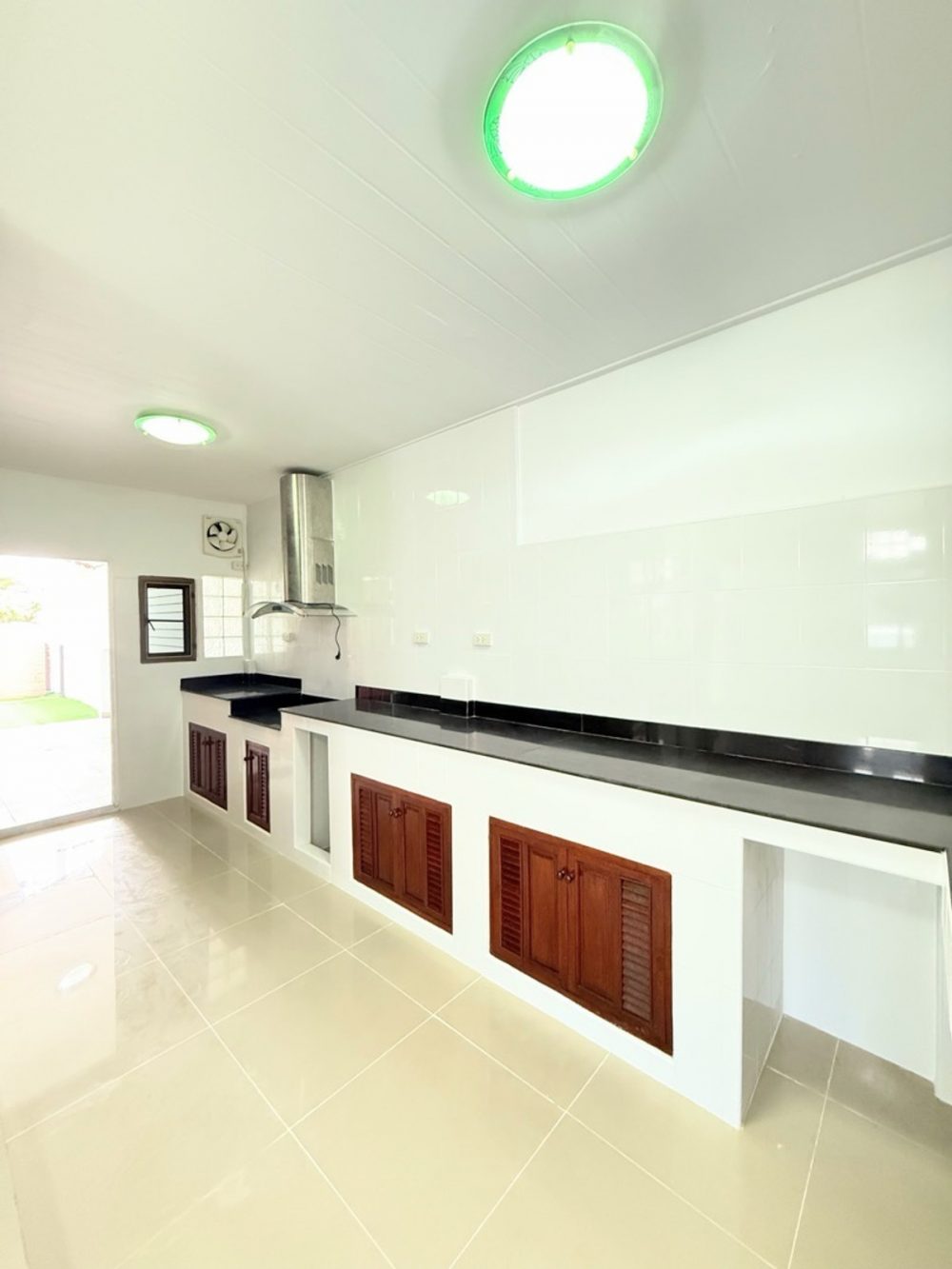 The Living Sriracha 大型独立式住宅，全新装修，可拎包入住-14