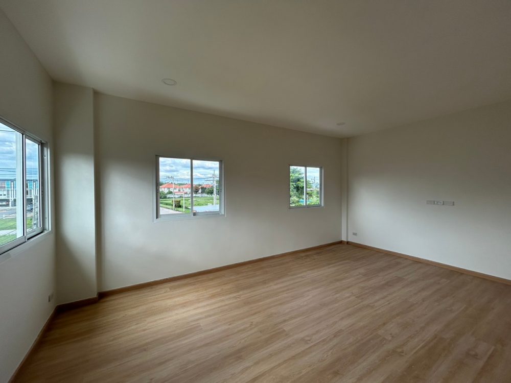 Private 8 Khao Nam Sap 一栋两层楼的联排别墅，风格简约，位于一个安静私密的区域-7