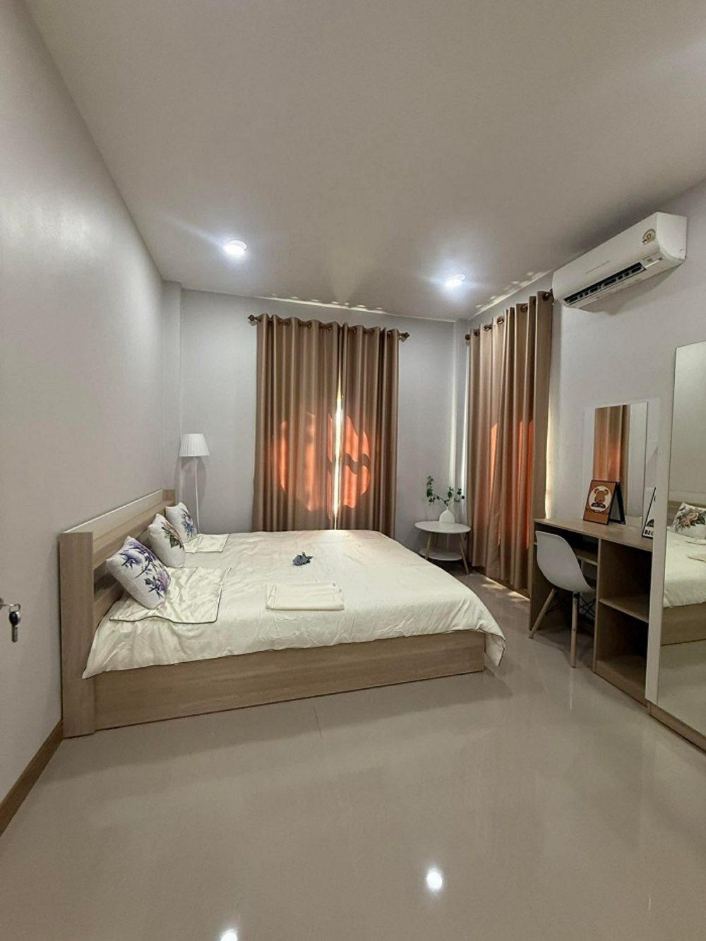 全新单层住宅，家具齐全，拎包入住，靠近高速公路和春武里市中心-9