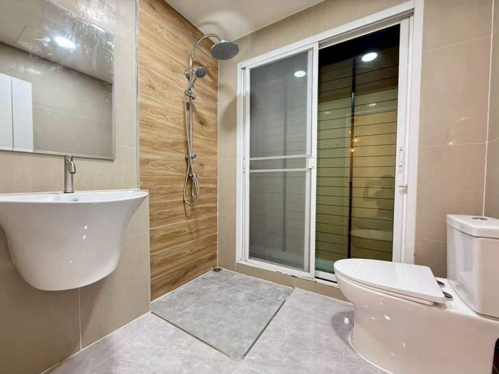 The Central Village 2 三卧室联排别墅，拐角单元，位于是拉差中心地段的黄金地段-14