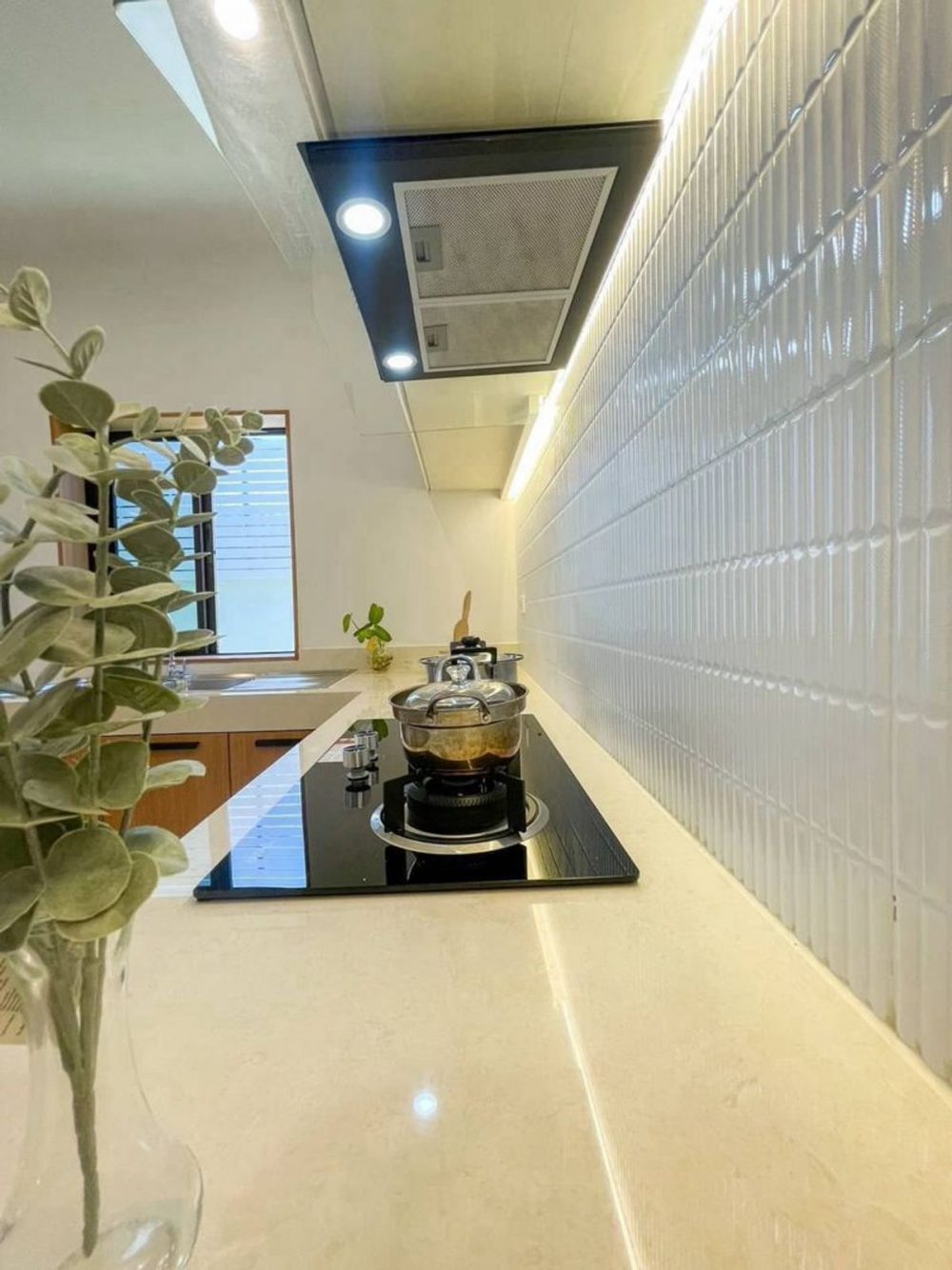 Amporn Place Sriracha 现代风格的两层独立式住宅，距离素坤逸路仅 800 米!-8