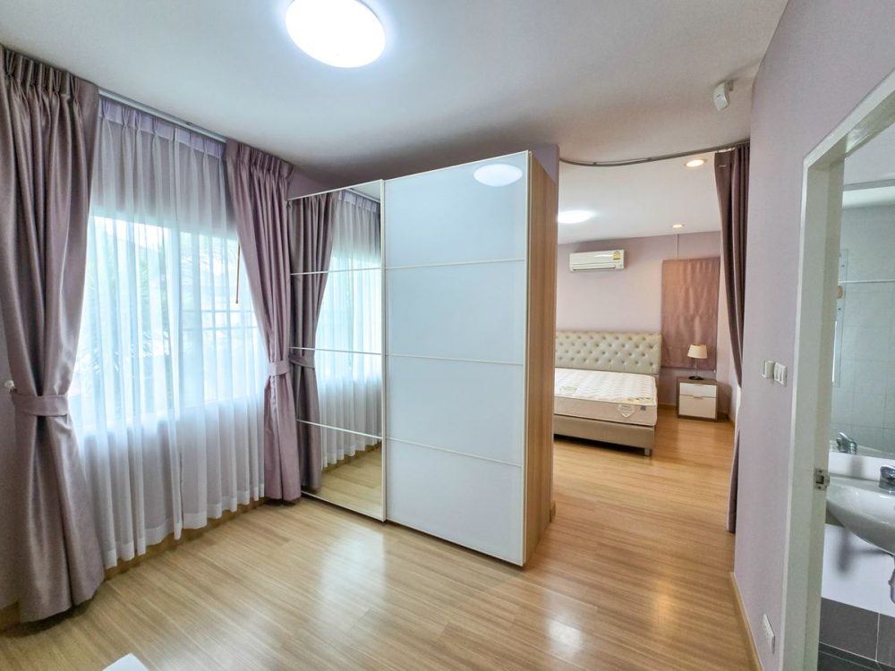 The Tree Nong Kham 漂亮的房子，配有内置家具，靠近J-Park-13