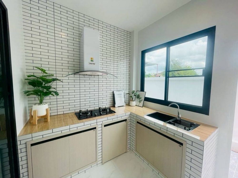 Ariya-Sriracha 项目，两层双拼别墅，极简风格-14