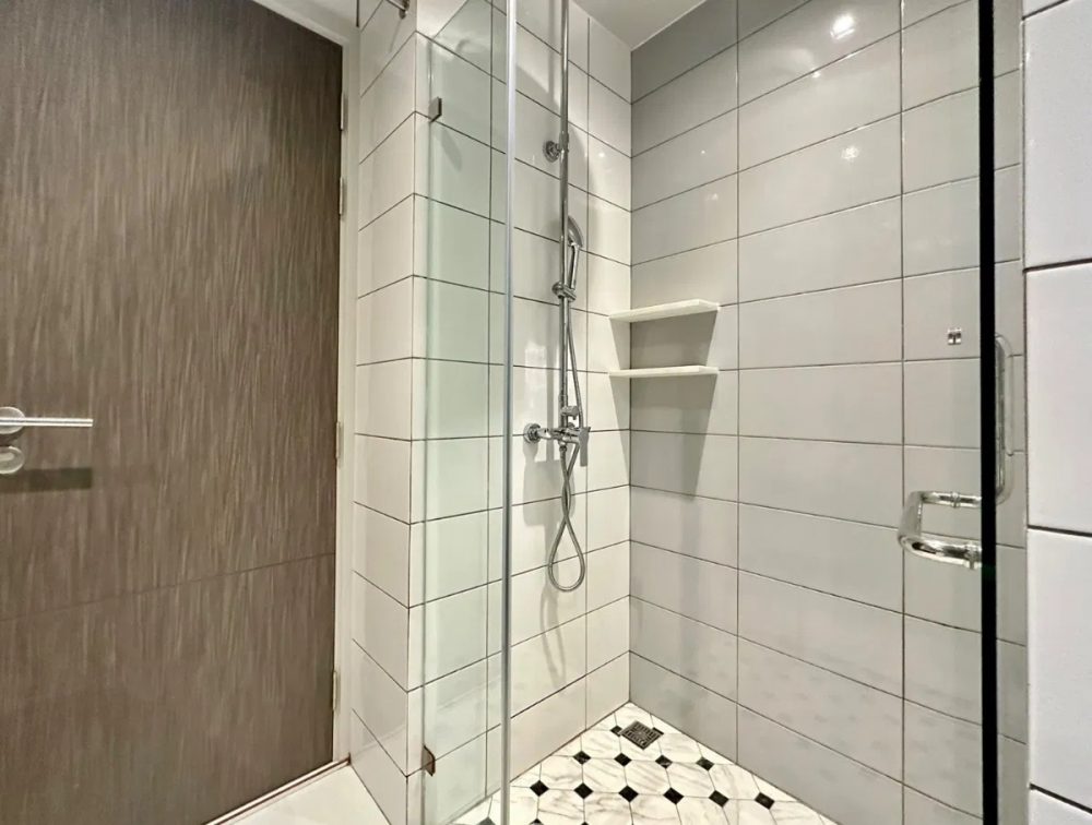 Chamonix Condo 设施齐全，靠近林查班工业区-8