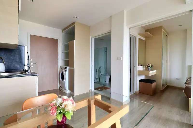 Sonrisa Sriracha 房间漂亮且设施齐全，可以直接入住-3