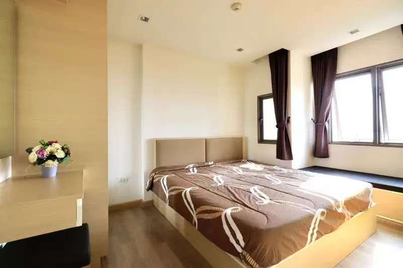 Sonrisa Sriracha 房间漂亮且设施齐全，可以直接入住-10