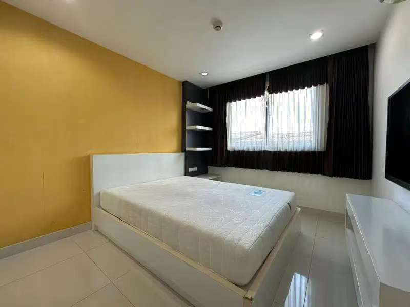 The Time Condo 家具齐全，位置便利，拎包入住-5