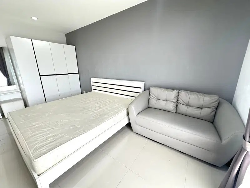 Condo 9 Sriracha 设施齐全，舒适的居住空间-2