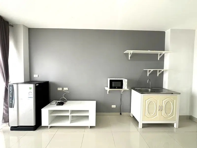 Condo 9 Sriracha 设施齐全，舒适的居住空间-6