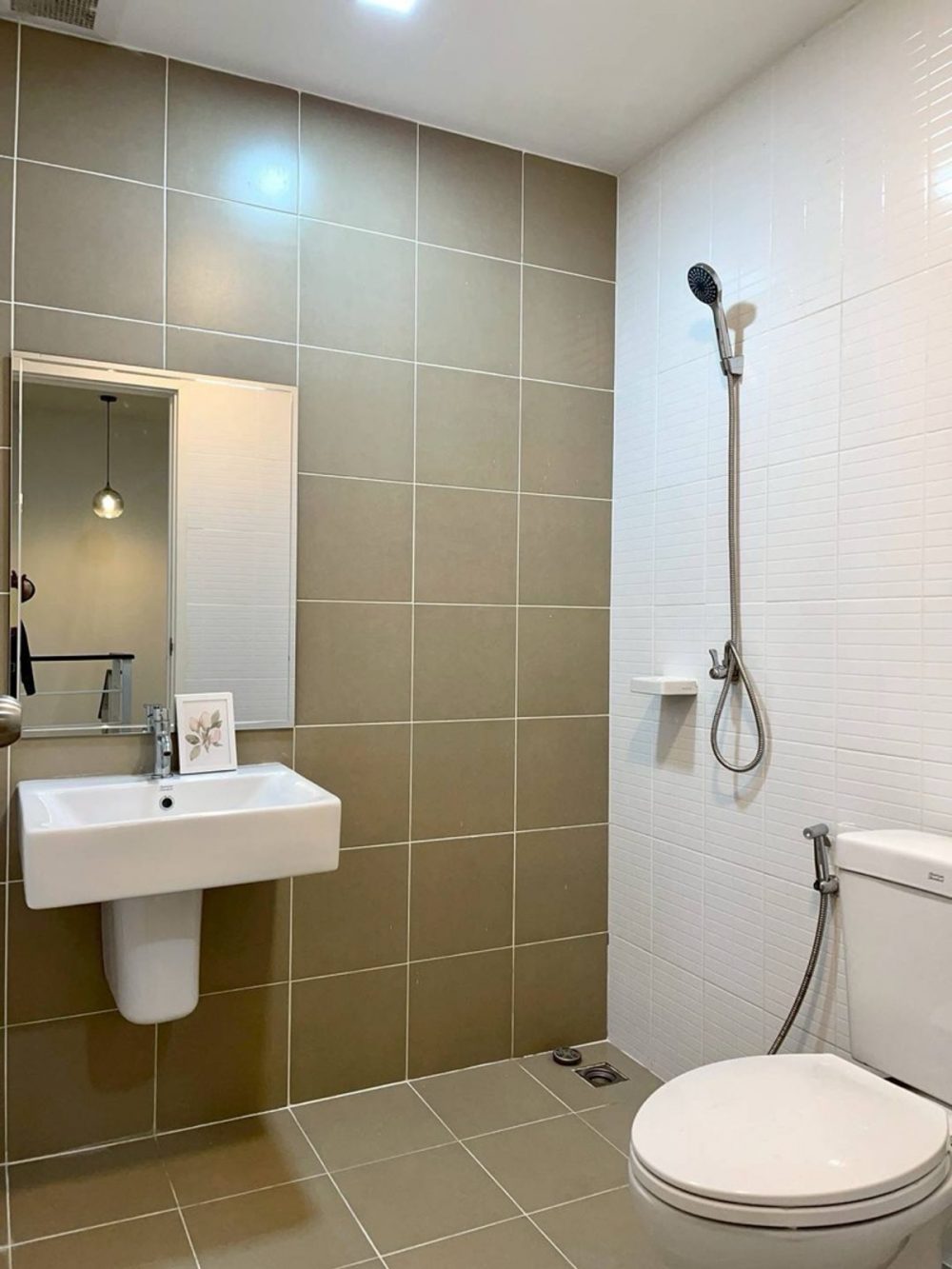 现代风格住宅，拎包入住，交通便利-12