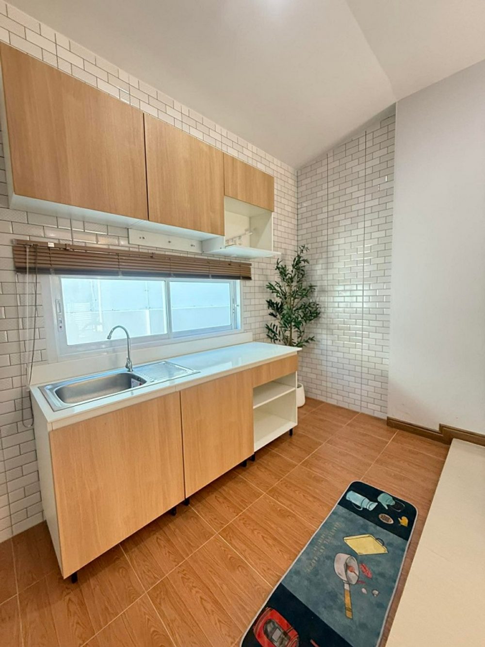 全新单层住宅，家具齐全，拎包入住，靠近高速公路和春武里市中心-8