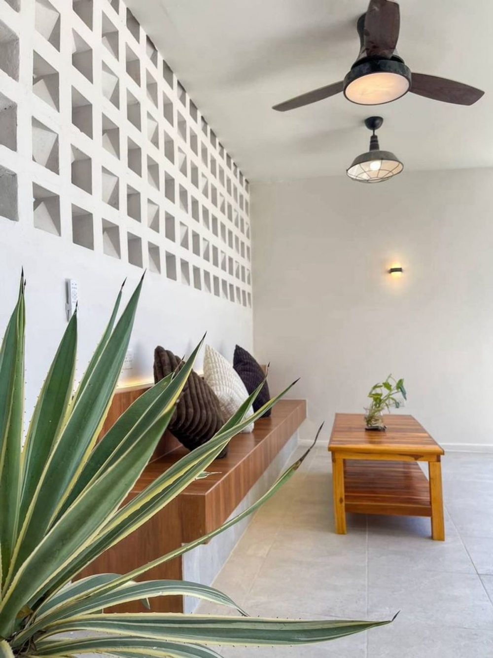 Amporn Place Sriracha 现代风格的两层独立式住宅，距离素坤逸路仅 800 米!-14