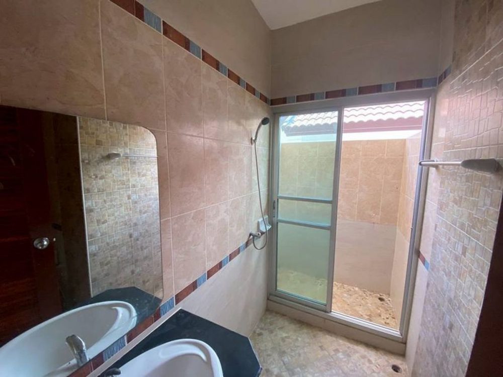 Thandara Village 位置优越，靠近各种便利设施的全新装修独立式住宅-15