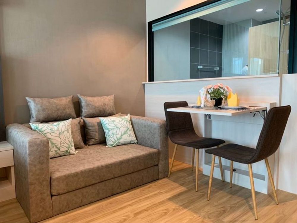 Ladda plus 位于是拉差市中心的单间公寓，地理位置优越-5