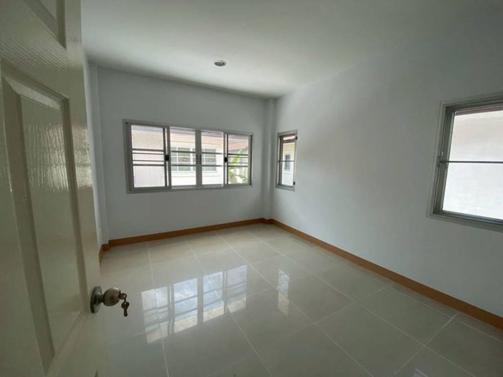 Thandara Village 位置优越，靠近各种便利设施的全新装修独立式住宅-13