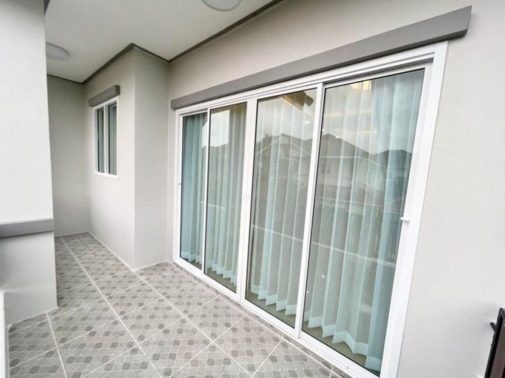 PremWara Village 这套房屋已全新装修，采用极简主义风格，可直接入住，无需进一步装饰-6