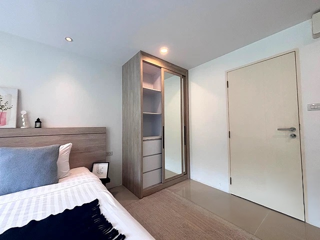 The Camp 简约风格房间，家具齐全，交通便利-8