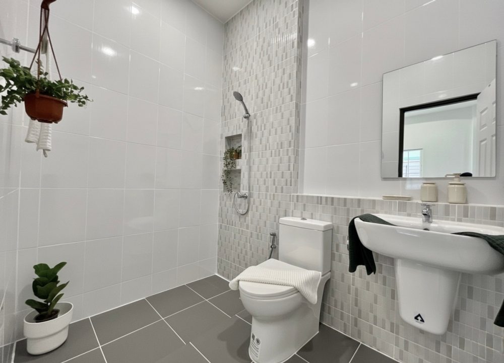 Rong Po Village 房屋已全面翻新，美观时尚，全新装修-9