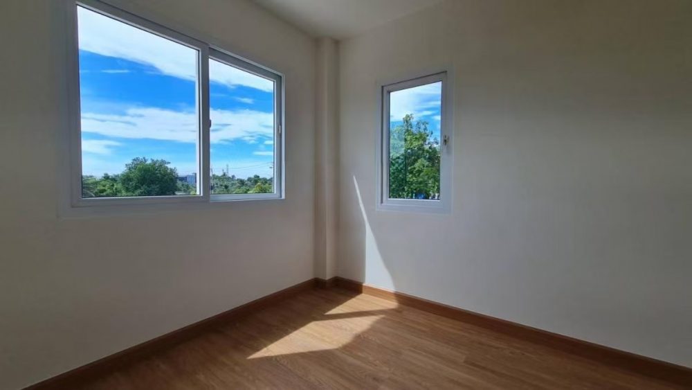 Park Village 4 拐角联排别墅，全新装修，拎包入住-7